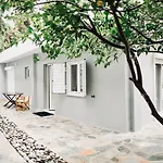 Athena Luxury Ferienhaus *